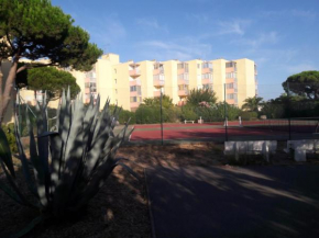 Joli appartement dans résidence ombragée et calme 5mns plage et commerces